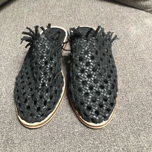 Mirage woven flats